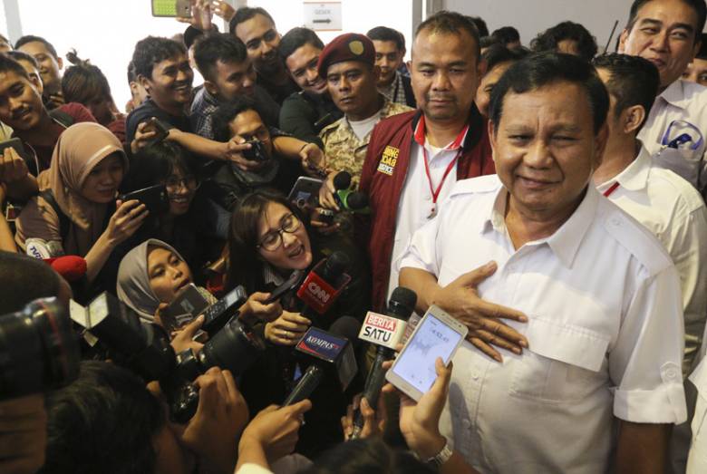 Kemarahan Prabowo kepada Pers, Kemarahan kepada Demokrasi